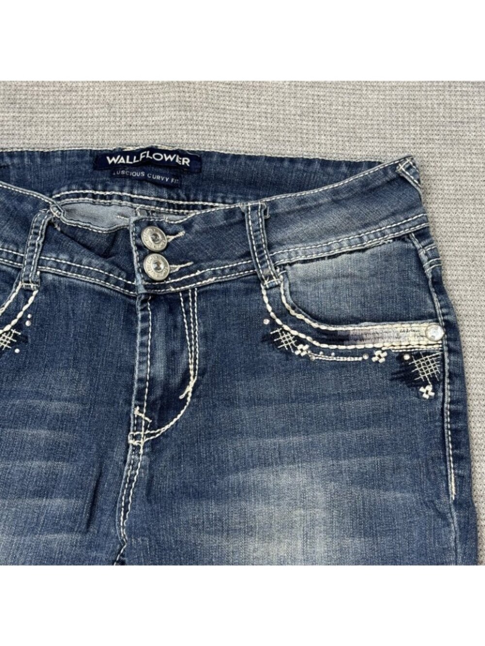 Wallflower Bootcut Jeans Womens Size 5 Luscious Curvy Fit Blue Denim Mid Rise - Picture 6 of 16